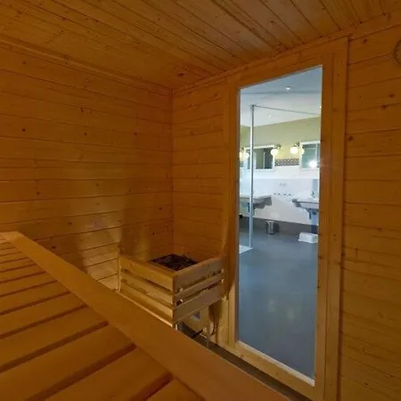 Gutshaus, *